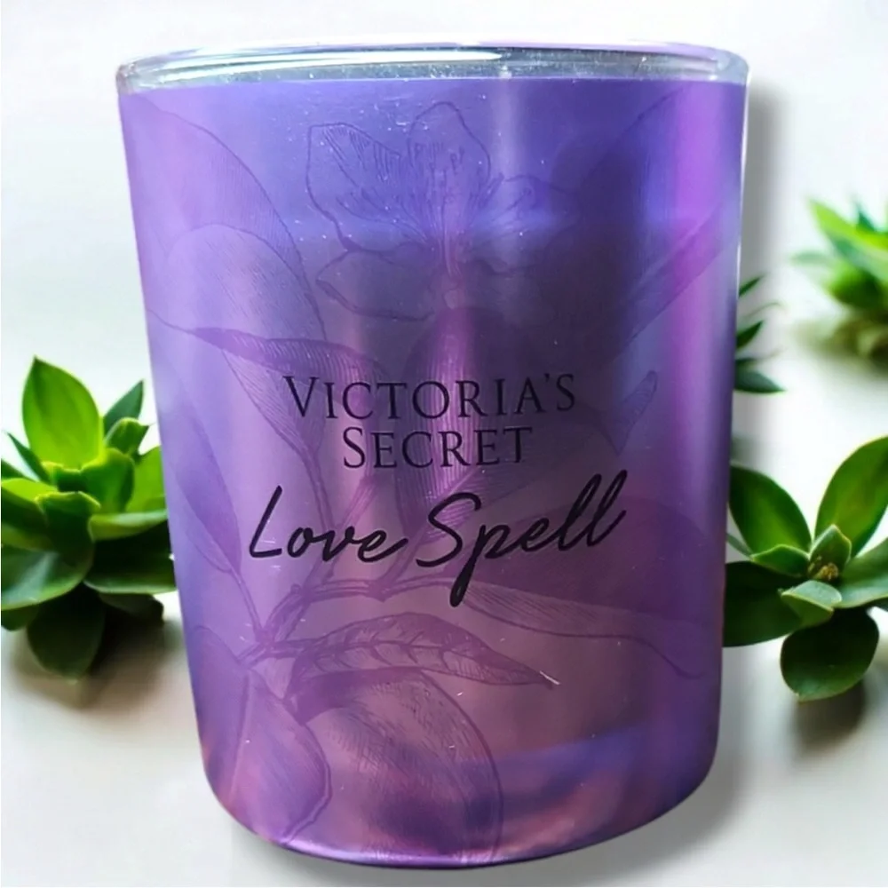 NEW Victoria's Secret Pink Love Spell Purple Candle - New in Box